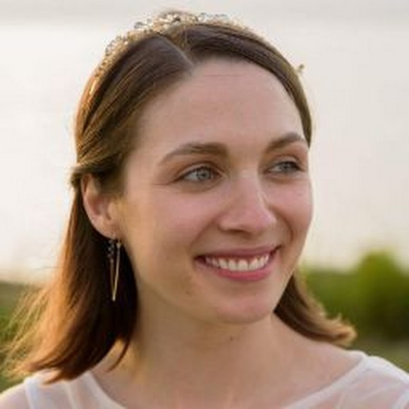 Meet the Posher Other - Meet your Posher, Carolyn